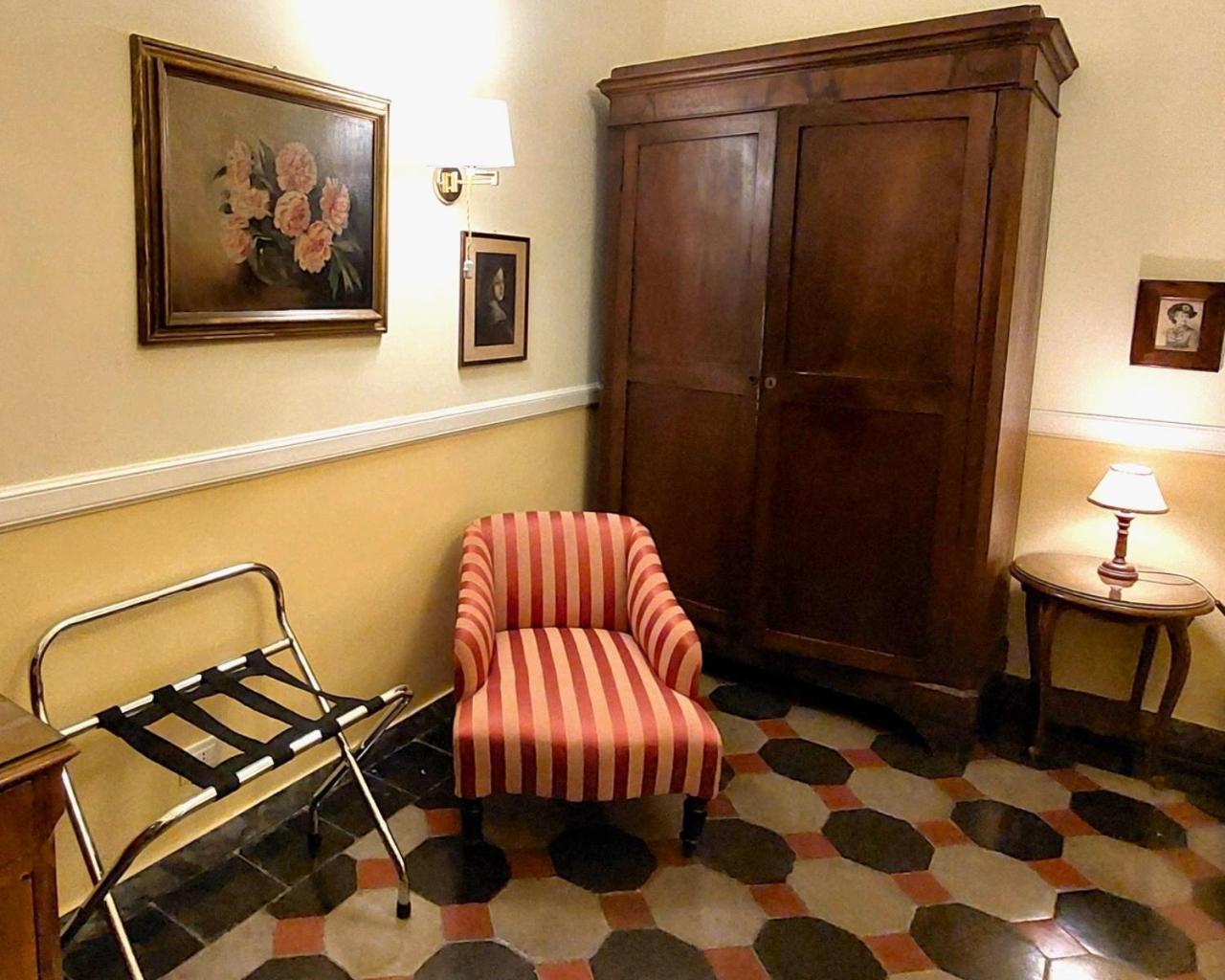 Residenza Maritti Classic Rooms - Ghuesthouse Rome Extérieur photo